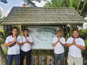 Bali Silent Retreat Transport crew